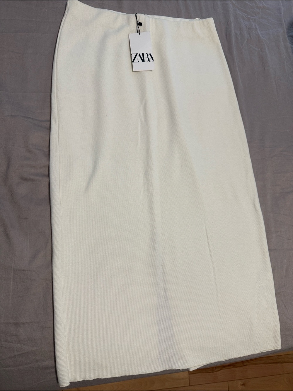 Zara Off White Knit Midi Skirt - Size L